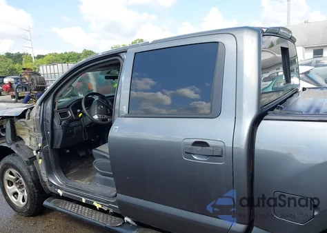 2017 Nissan Titan S из США, поврежденный, VIN 1N6AA1EJ3HN506491